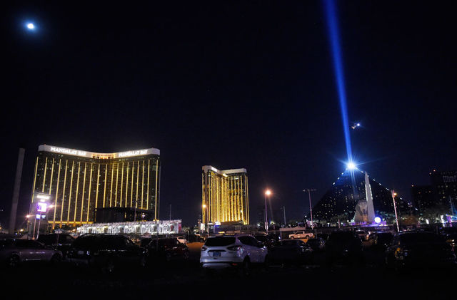 Empire State Building to go dark to mark Las Vegas shooting Empire State Building to go dark to mark Las Vegas shooting