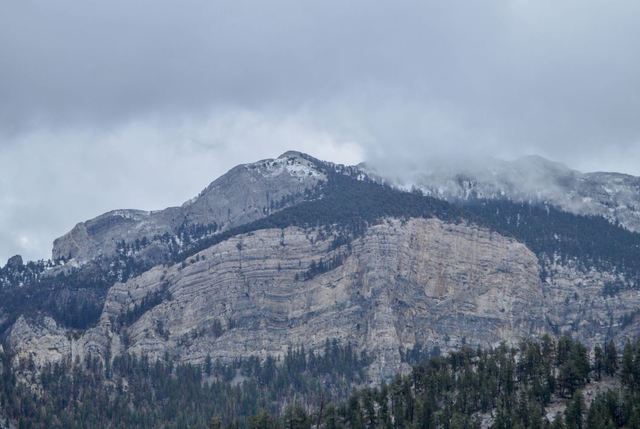 Spring Mountains welcomes Monday snow