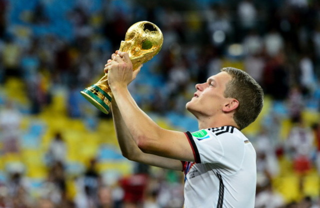 Vegas Raiders aim to host World Cup, Super Bowl