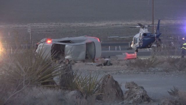 2 injured in rollover crash near Lee Canyon Road, U.S. 95