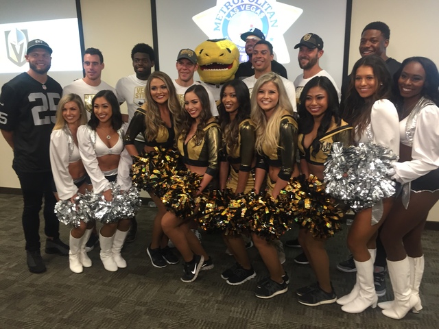VGK and Raiders serve lunch to first responders
